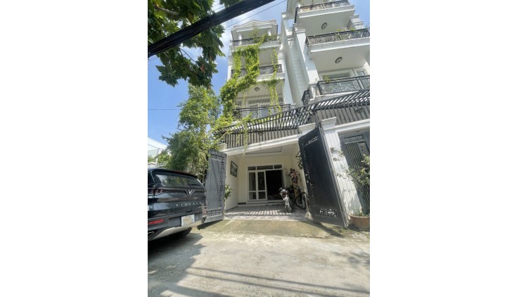 Bán Nhà 4 Tầng Hẻm Xe Hơi 68m2_5*14 Chỉ 7Tỷ99 QL13 Hiệp Bình Phước Cạnh Vạn Phúc City Hiếm có